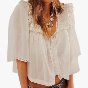 NEW-never worn. Women’s Shirt Low Cut V-Neck Short Sleeve Ruffle Trim Blouse XL